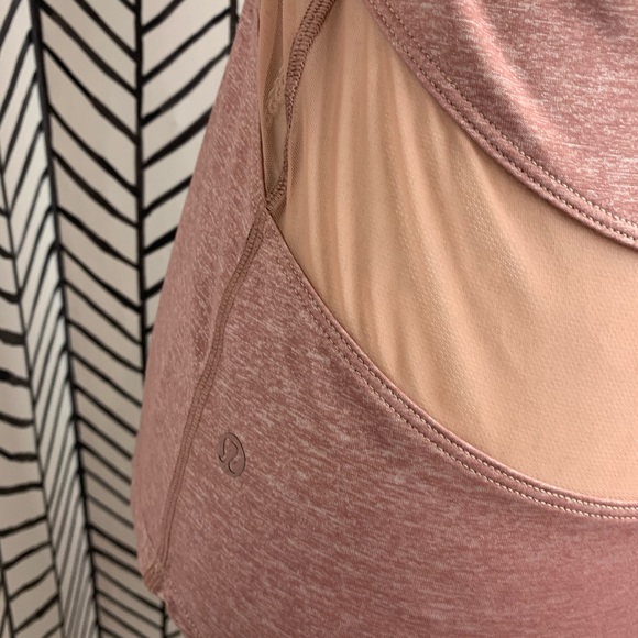If you’re lucky tank lululemon size 4 - Picture 7 of 7